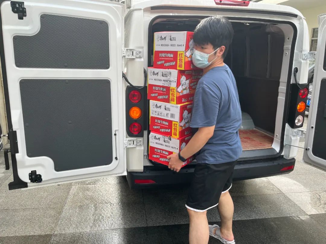 全力以赴，防洪防汛丨中裝建設(shè)積極支援防洪防汛一線